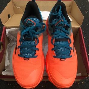 Saucony Peregrine 11 ST 
M8